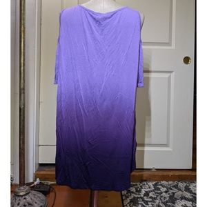 Gorgeous purple ombre top